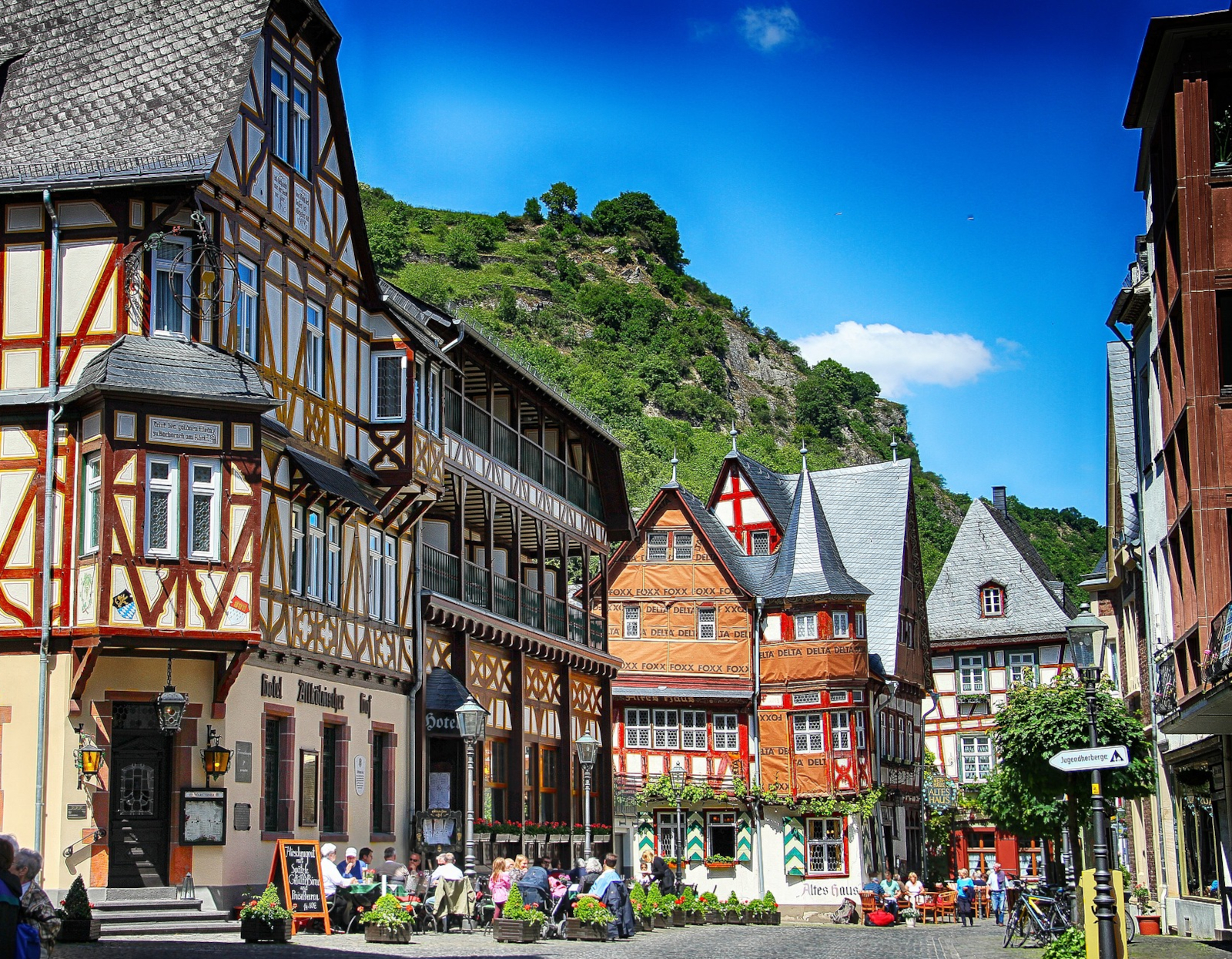 bacharach.jpg